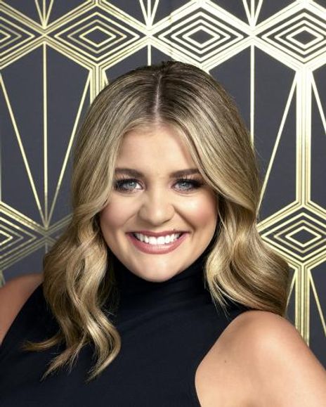 Lauren Alaina Headshot