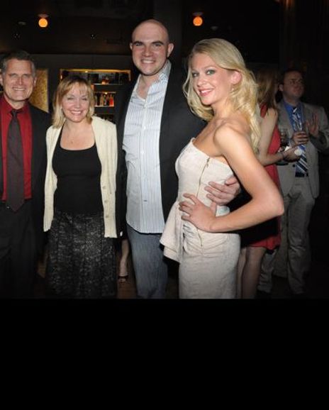 Britt Helfer Headshot