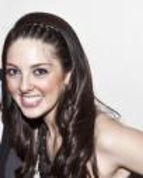 Carly Grayson Headshot