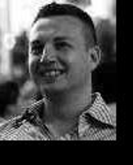 Elan Wolf Farbiarz Headshot