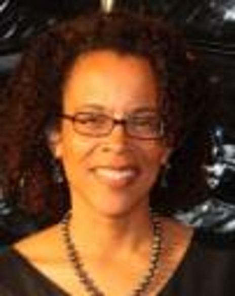 Ami Brabson Headshot