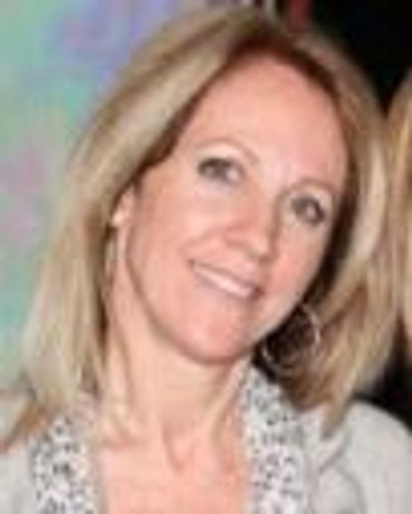 Sara Johnson Kaplan Headshot