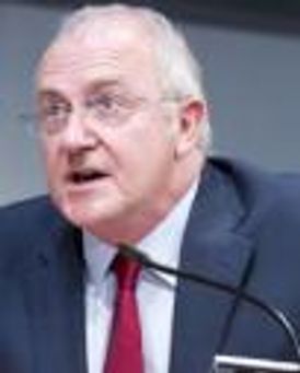 Simon Rouse Headshot