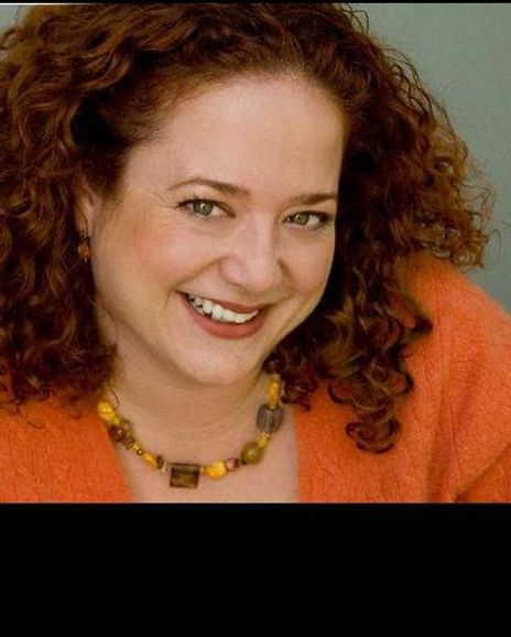 Ariella Salinas Fiore Headshot