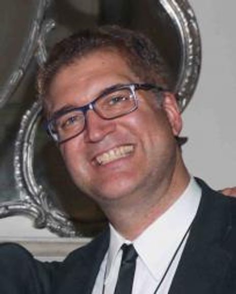 Greg Thymius Headshot