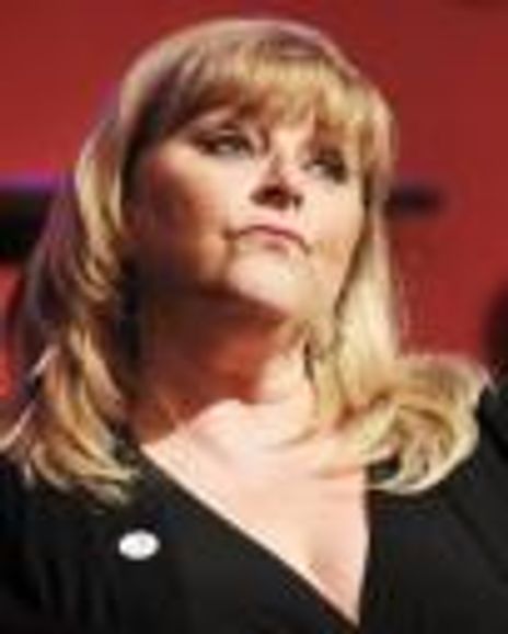 Annette de la Headshot