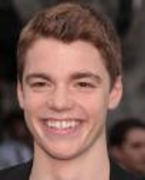 Gabriel Basso Headshot