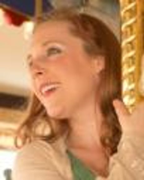 Britta Laree Headshot