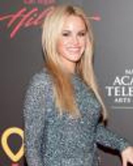 Julie Berman Headshot