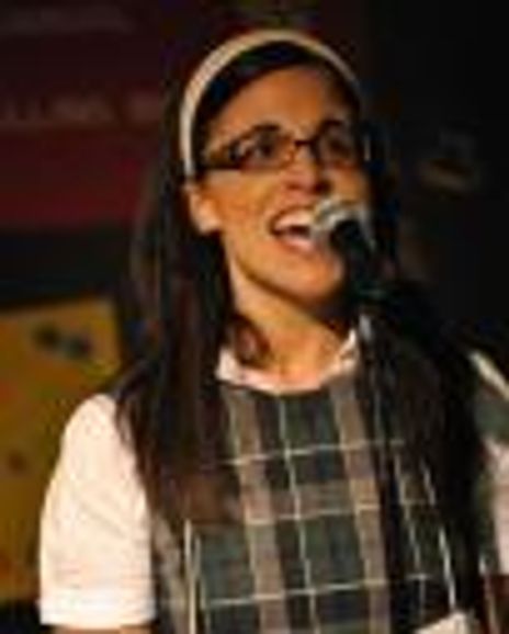 Maria Aromondo Headshot