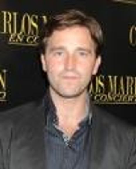 Fernando Gil Headshot