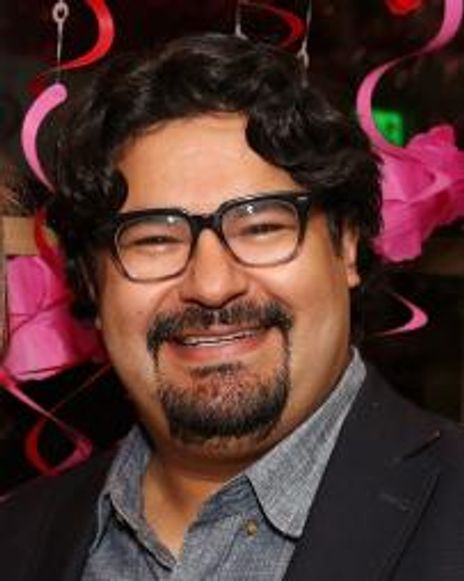 Mando Alvarado Headshot