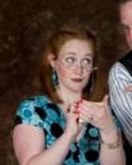 Kelly Reeves Headshot