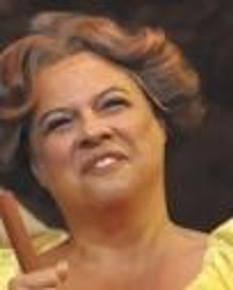 Ellen Peterson Headshot