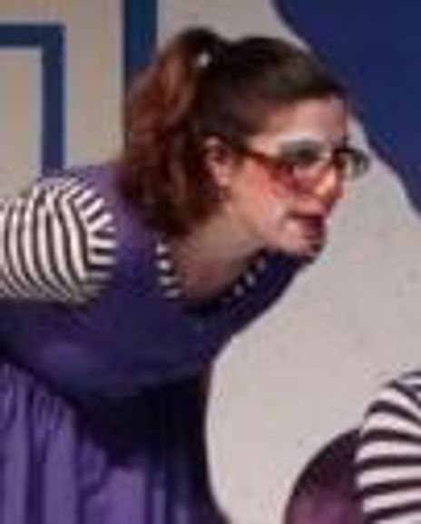 Lauren Saunders Headshot