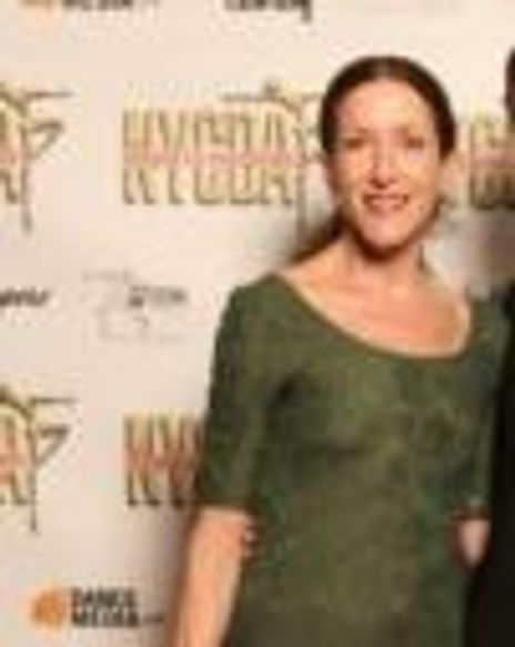 Suzi Taylor Headshot