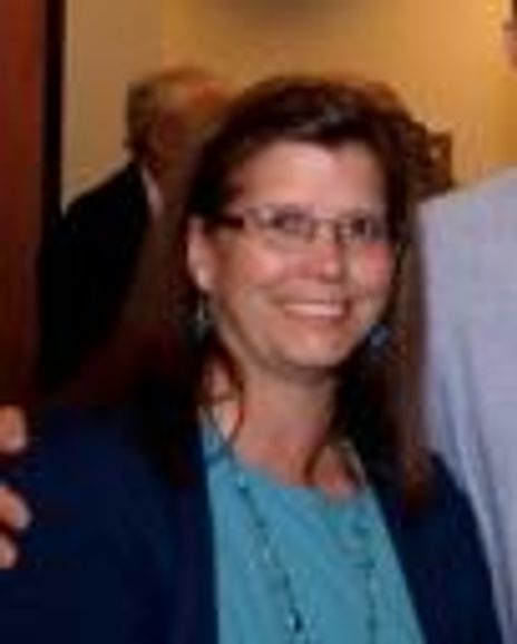 Jen Seifert Headshot