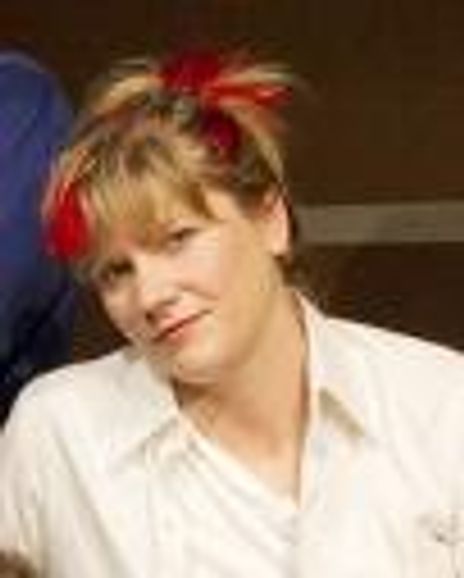 Karen Irwin Headshot