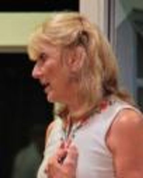 Sarah Staltus Headshot