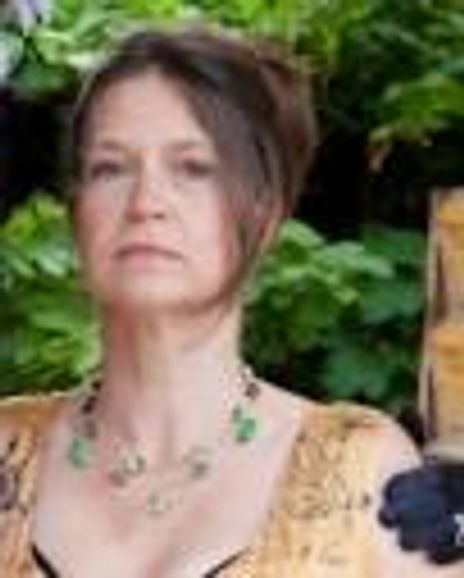 Kelly Thornton Headshot