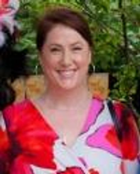 Shelley Simester Headshot