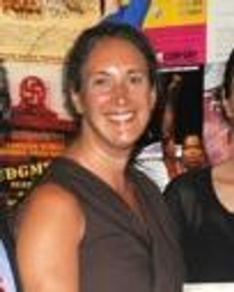 Laura Callanan Headshot