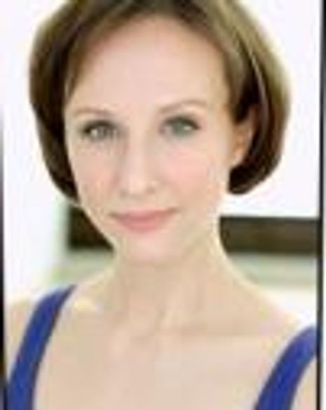 Sarah Manton Headshot