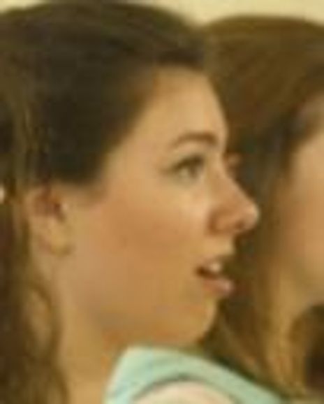 Amanda Urquhart Headshot