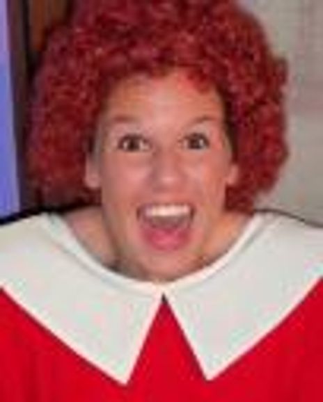 Danielle Carnagua Headshot