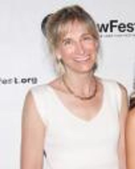 Elisabeth Sperling Headshot