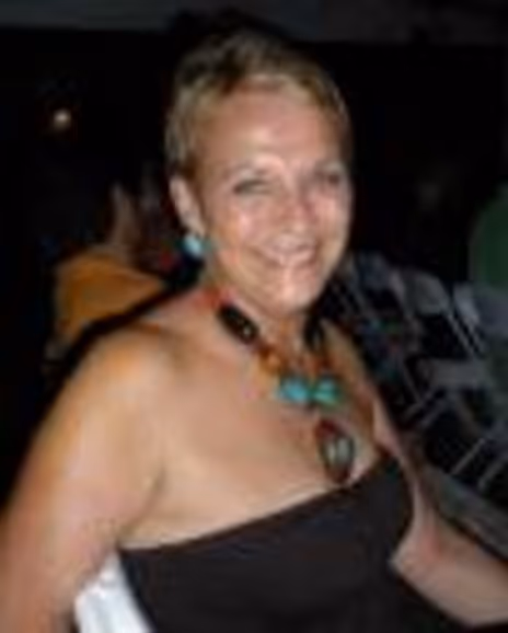 Christine De Lisle Headshot