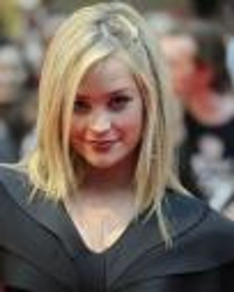 Laura Whitmore Headshot