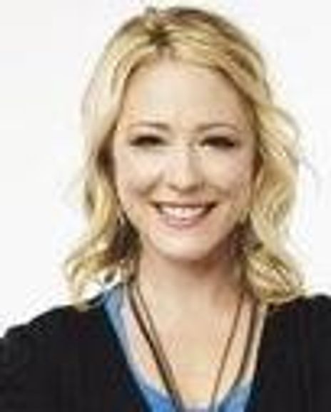 Nikki Anders Headshot