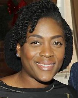 Carla Stewart Headshot