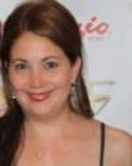 Lisa Danias Headshot