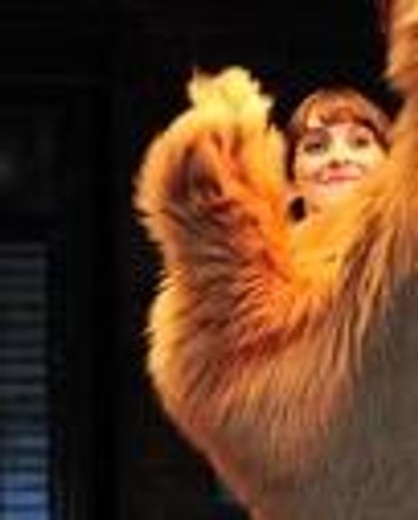 Ashley Eileen Bucknam Headshot