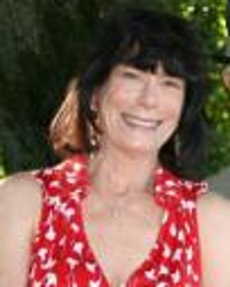 Carol Retzky Headshot