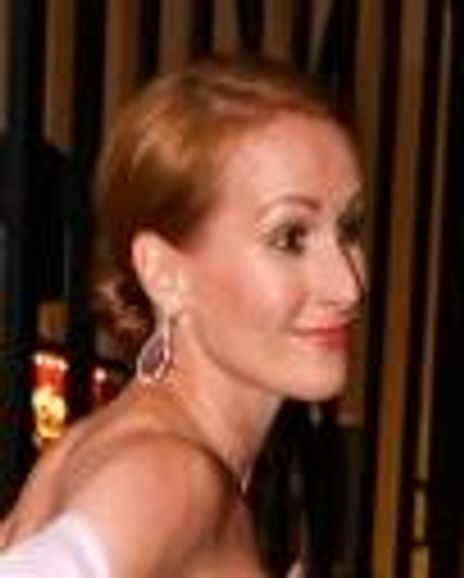 Nicole Beutler Headshot