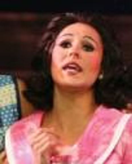 Kelly O'Neill Headshot