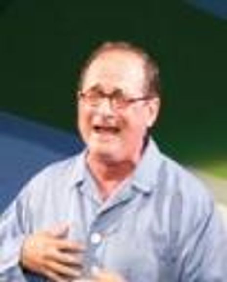 Lewis Stadlen Headshot