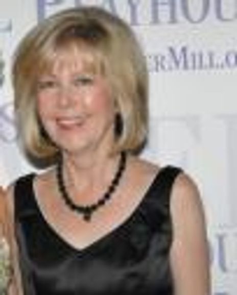 Lesley McDonald Headshot