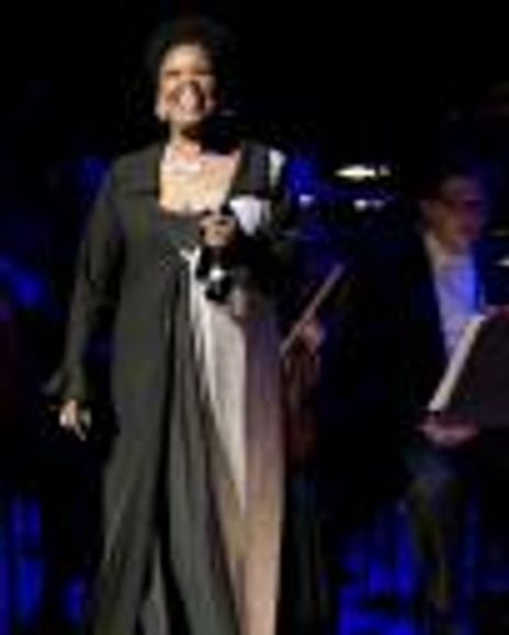 Angela Brown Headshot