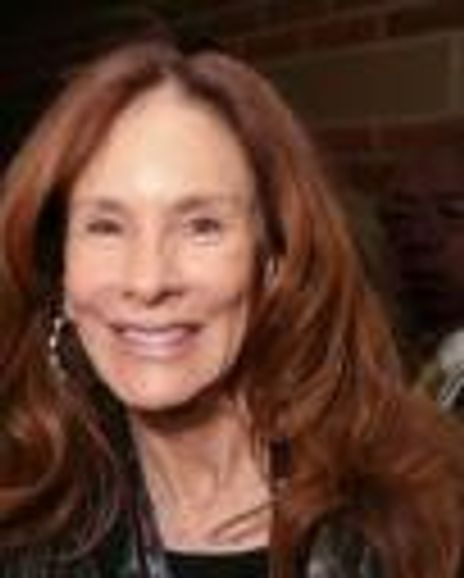 Pamela Robinson Headshot