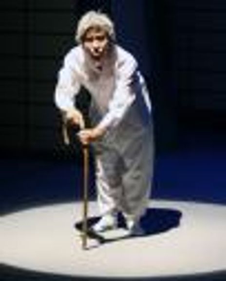 Gi-Heon Paek Headshot