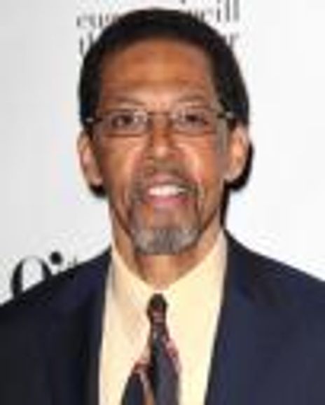 Peter J. Fernandez Headshot