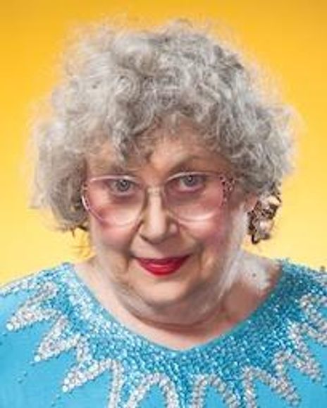 Elaine Barrow Headshot