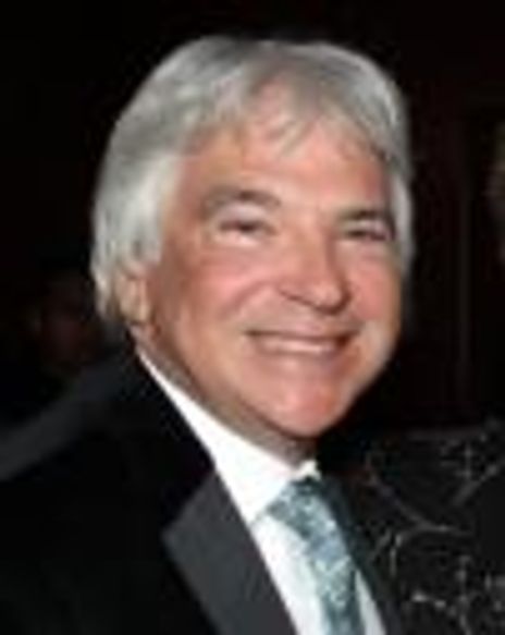 Elliot Stahler Headshot