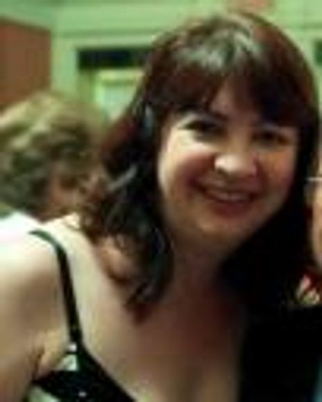 Janet Fanali Headshot