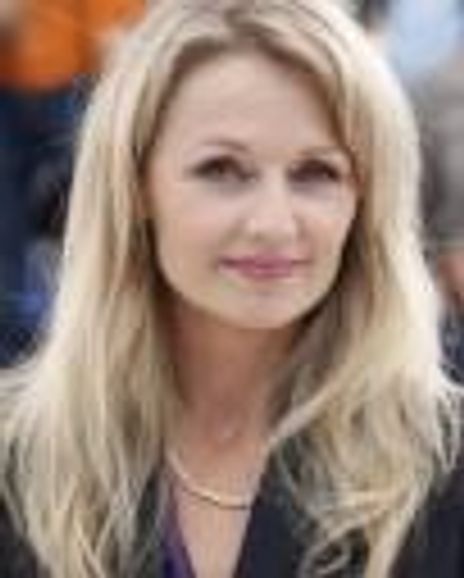 Rachel Blake Headshot