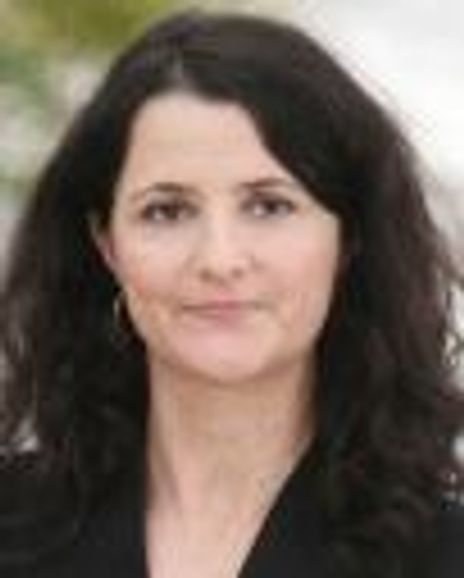 Julia Leigh Headshot